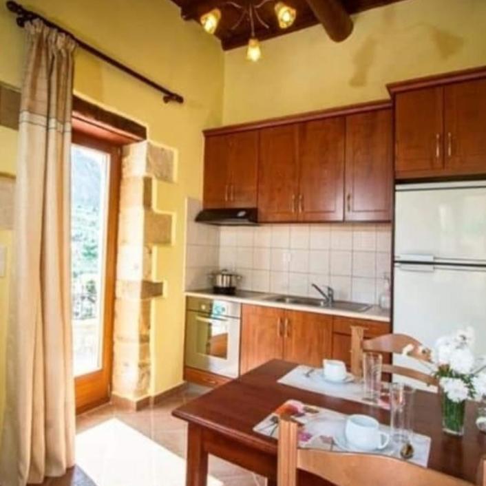 Luxurious Stone Apartment 2 Kerá 外观 照片