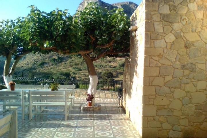Luxurious Stone Apartment 2 Kerá 外观 照片